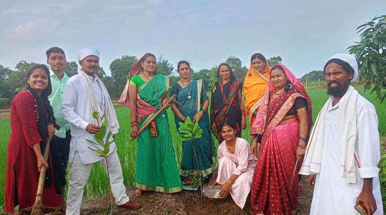 बाराडेरा : सद्गुरु धाम आश्रम में मनाई गई हरियाली अमावस्या